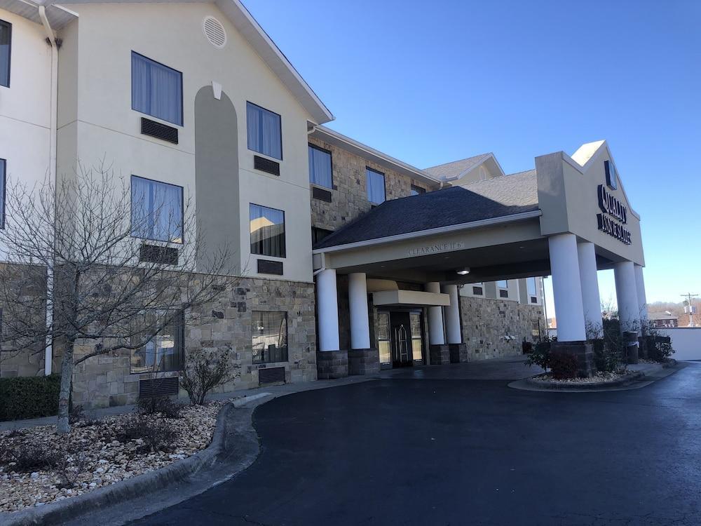 Quality Inn & Suites Malvern Екстериор снимка