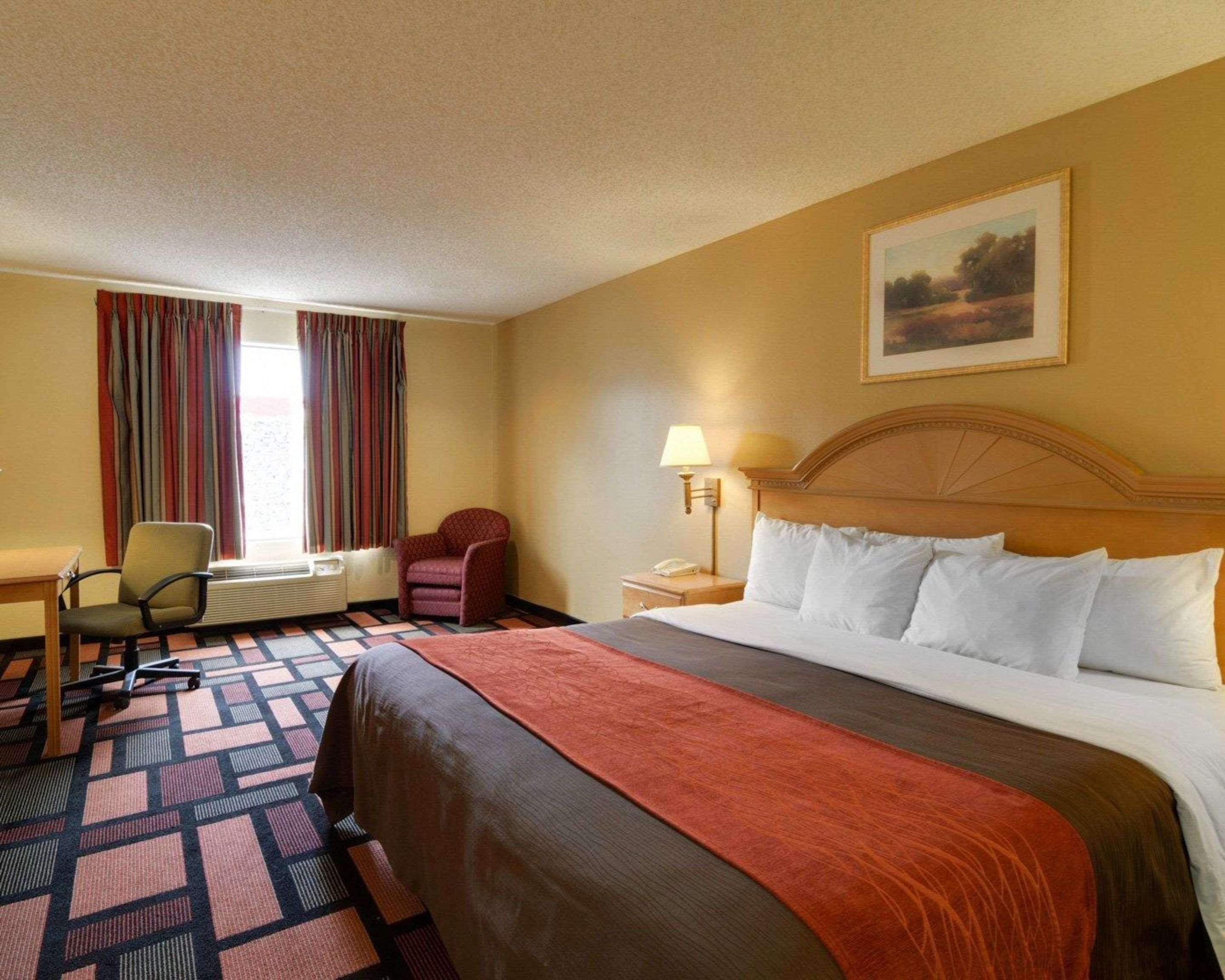 Quality Inn & Suites Malvern Екстериор снимка
