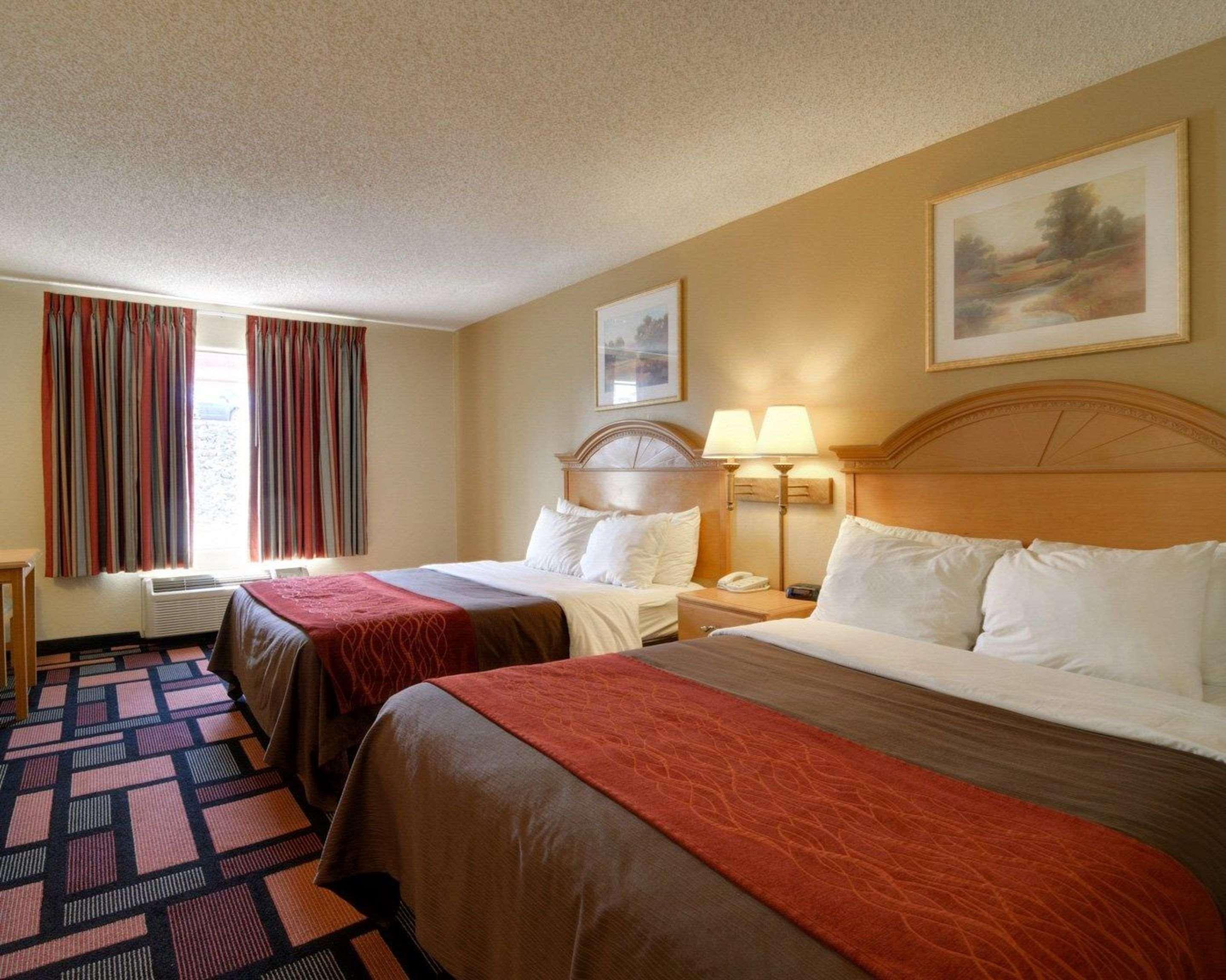 Quality Inn & Suites Malvern Екстериор снимка