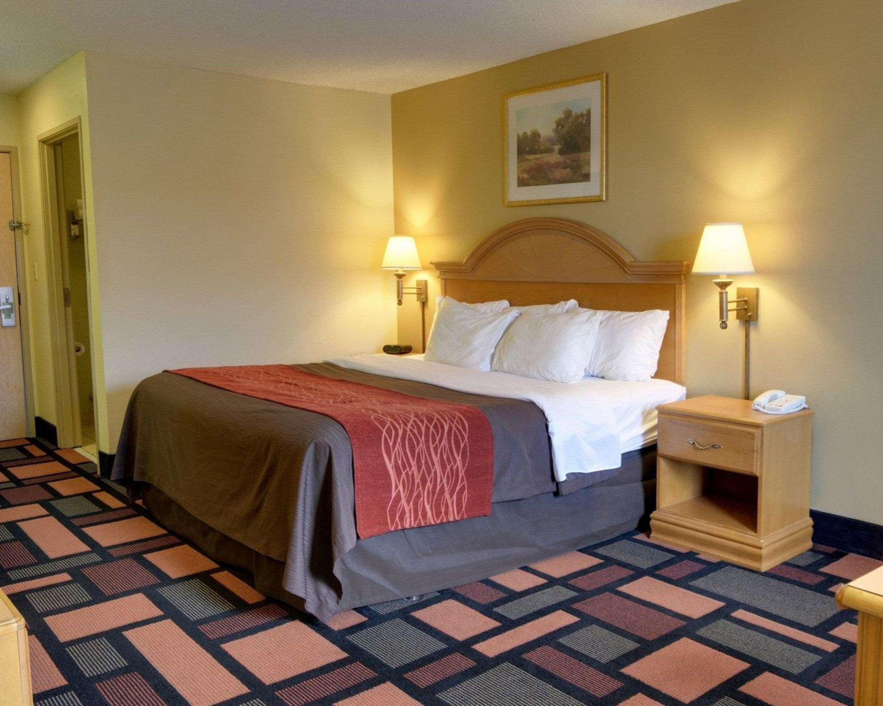 Quality Inn & Suites Malvern Екстериор снимка