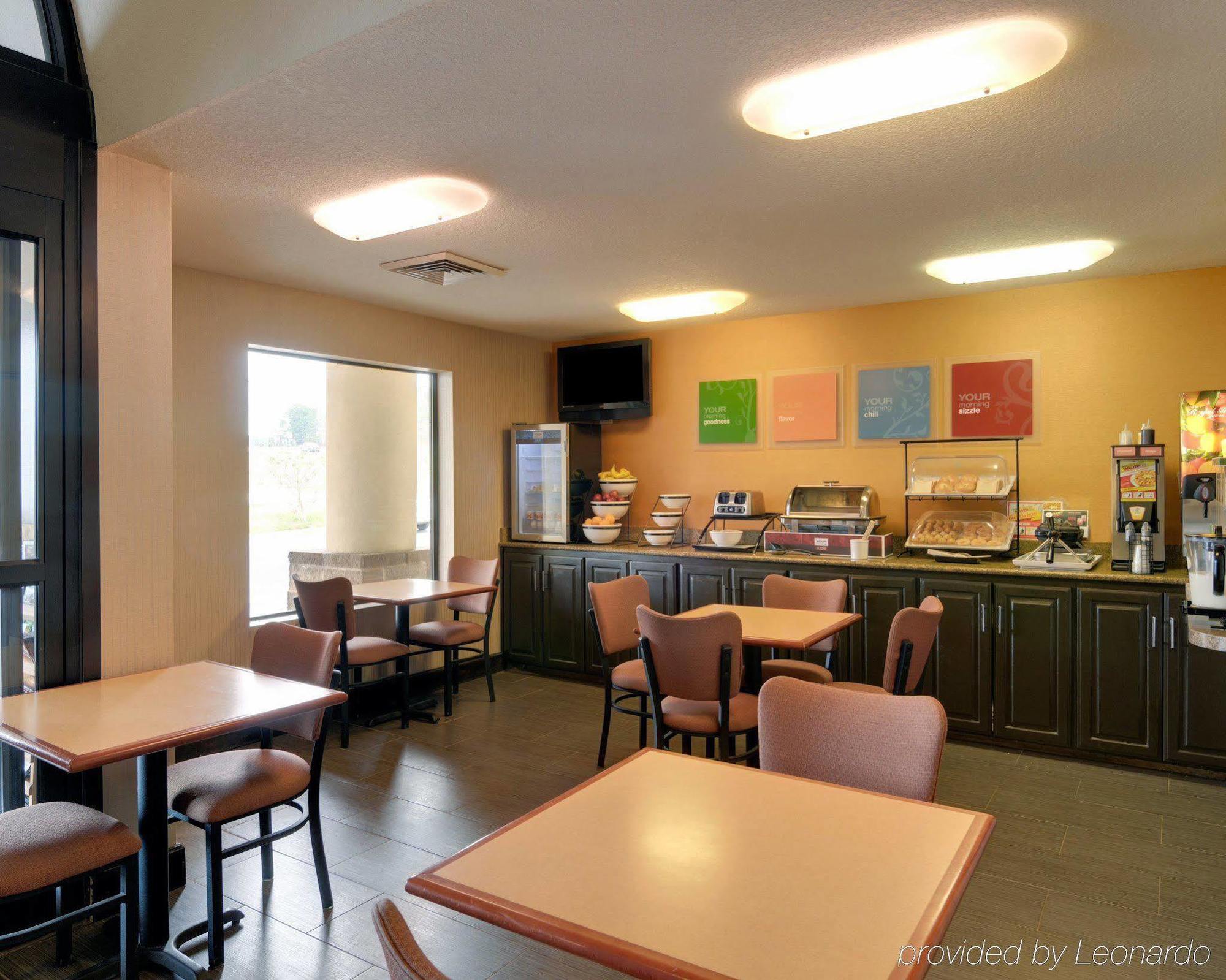 Quality Inn & Suites Malvern Екстериор снимка